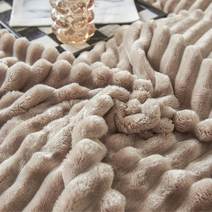 Imitation Rabbit Velvet Autumn Warm Bed Blanket or Blanket and Pillowcase Soft Warmth Winter Sofa Blankets for Throw Lap Blanket
